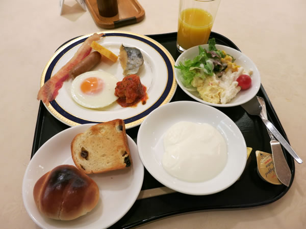 東京グランドホテルは、浜松町周辺で便利且つサービスが良かった