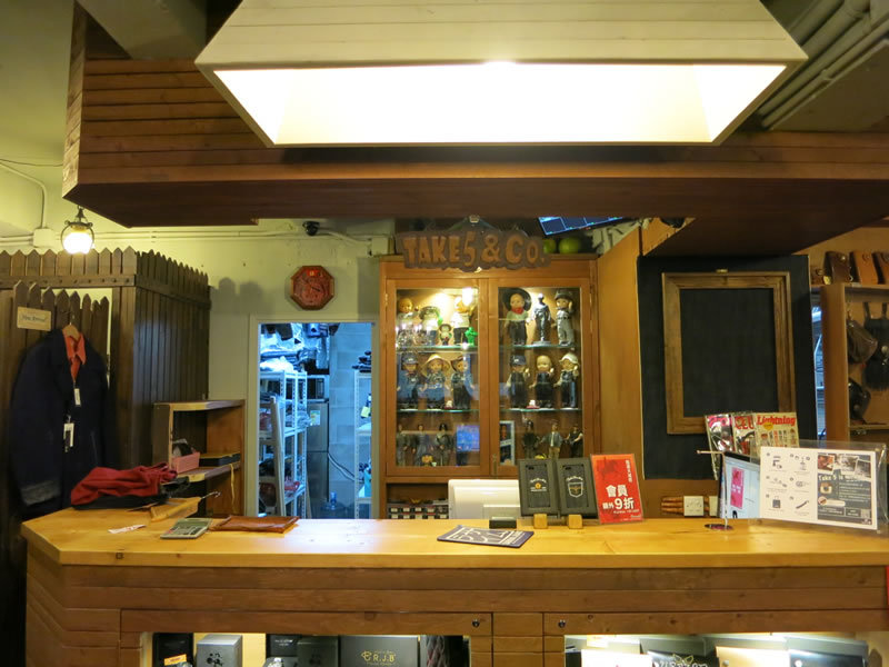 日本の匠の業を伝えるアメカジショップ「TAKE5」の香港・本店にやってきた