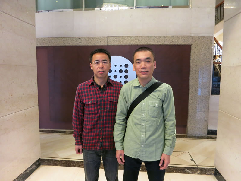 マカオで北京の張さんと一緒にホテルシントラのレストランで中華料理