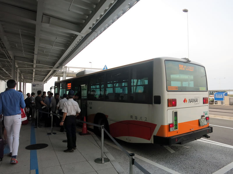 高雄から到着。関西国際空港第2ターミナルとは、LCC専用ターミナル 高雄から到着。関西国際空港第2ターミナルとは、LCC専用ターミナル