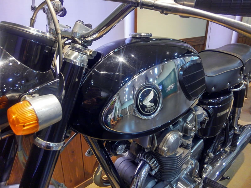憧れの元祖ナナハン「ホンダドリーム CB750 FOUR」に乗りたい 憧れの元祖ナナハン「ホンダドリーム CB750 FOUR」に乗りたい
