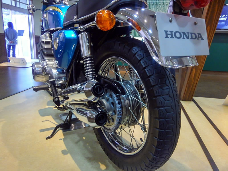 憧れの元祖ナナハン「ホンダドリーム CB750 FOUR」に乗りたい 憧れの元祖ナナハン「ホンダドリーム CB750 FOUR」に乗りたい