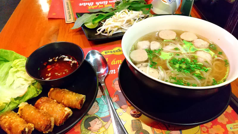 ベトナム料理は美味しい。3月もベトナムに行ける事を願って