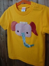 Tシャツ