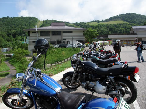 20数年ぶりの茶臼山 Harley & KAWASAKI ツーリング