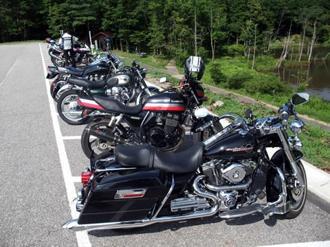 20数年ぶりの茶臼山 Harley & KAWASAKI ツーリング
