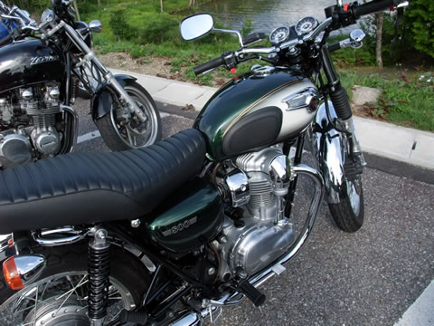 男のバイクは KAWASAKI ? W 大集合の巻