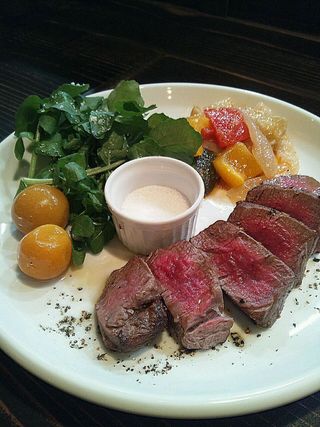 食堂APOLLO・ディナーメニューから・・・・・