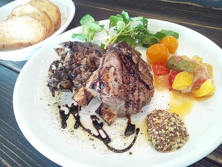 食堂APOLLO・ランチメニューと・・・