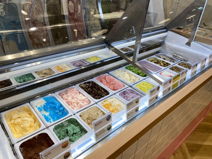 ハグサンドの作り方ステップ２はアイスクリームを選びます