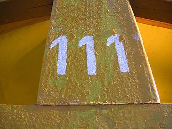 都市伝説・・・「2011年、111の謎」