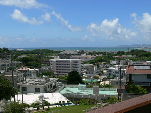沖縄市比屋根に海が見える1ＬＤＫ☆