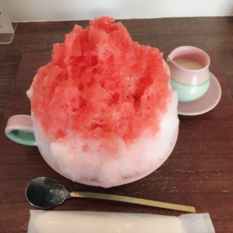 かき氷専門店　瑠庵（ruan）+島色（shimairo）