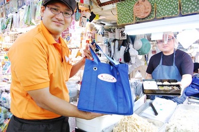市場のランチ革命!?