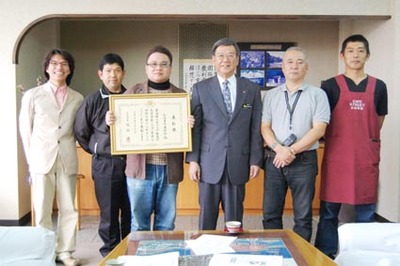 なはまち連絡会、マチグヮー職場体験で市長表敬