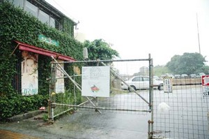 桜坂劇場となりの空地のゆくえ