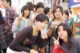 平和通りもちつき大会レポート