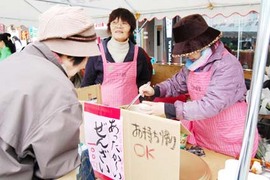 那覇農産物フェアーやってます