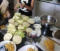 夏の合宿~その4~ハンバーガー