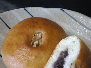Hacchi 米粉あんぱん