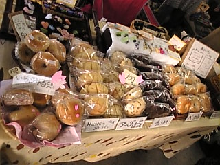 桜まつりと手作り市
