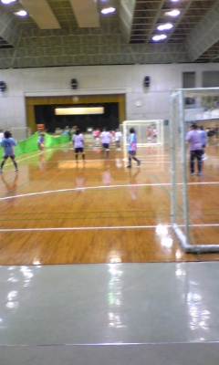 フットサル?室内サッカー!