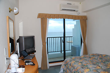 那覇海滨旅馆