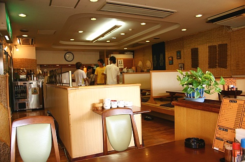 SHISAIN那覇