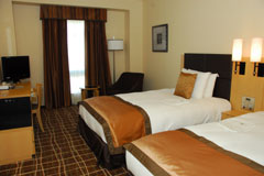 HOTELSSORUVITAPUREMIA旭桥的双间