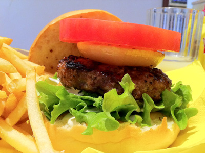沖縄一美味しいハンバーガー