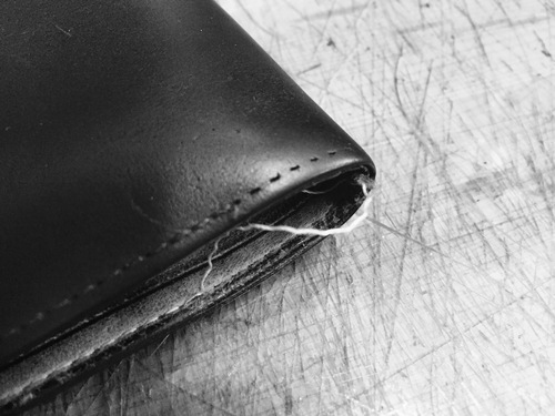 二つ折り財布の修理