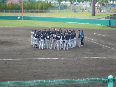日ハムキャンプ地へ