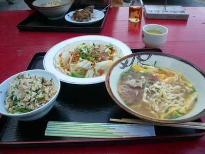 恩納村山田の水車そば