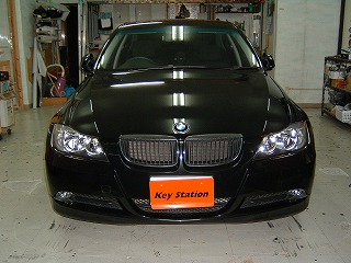 BMW320i