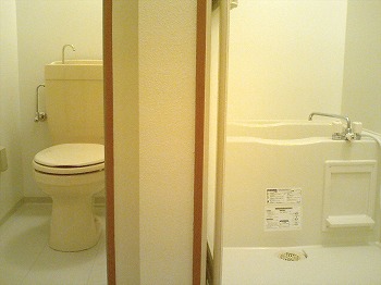 バス・トイレ別
