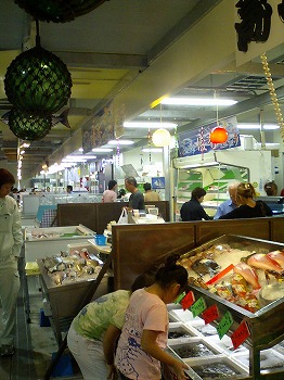 マンションの周辺のお魚屋さん４