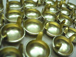 沖縄県名護市のロココでスタッズ・真鍮金具を販売