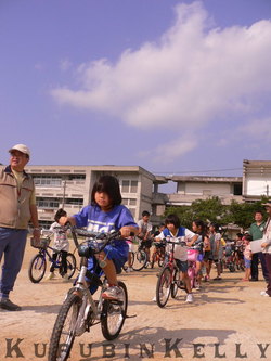 名護市で子供交通安全自転車教室