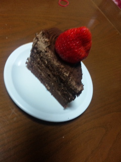 Xmasケーキと、でっかい苺。