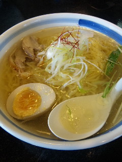 噂のラーメン今日の21時までだよ〜♪