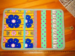 キーケースとカードケースを入荷☆