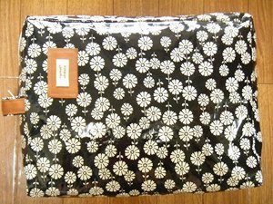 ポーチ入荷しました☆