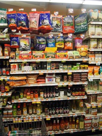 アメリカニューヨークのスーパーマーケット「ホールフーズ」で見つけた日本輸入品調味料