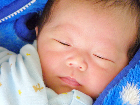 赤ちゃん 新生児