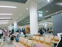 まだまだ飛行機待ち 2011/12/11 18:55:44