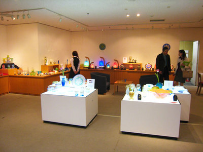 琉球ガラス職人のグループ展