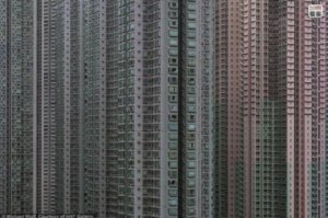コレは何!? 香港の超密集型極狭アパート