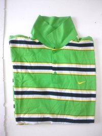 Nike の洋服買いました