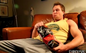 肉体改造のビフォー・アフターをたった5時間で可能にした男