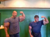 ニセモノの筋肉を持つ人々のご紹介